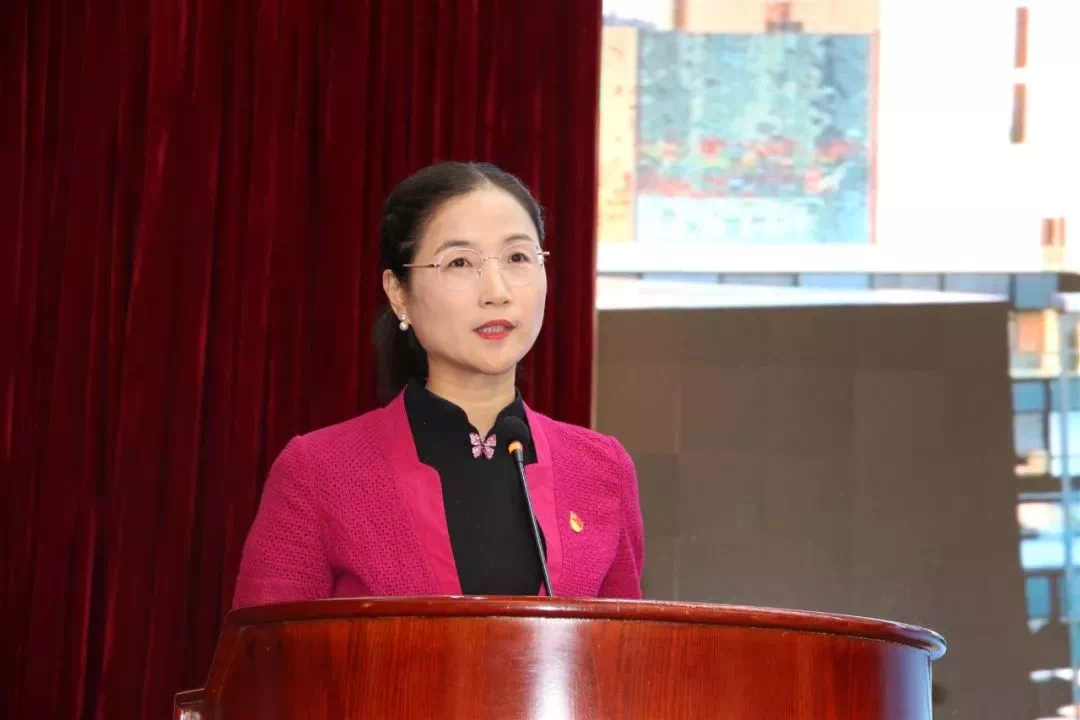 演員紀(jì)玲的表演藝術(shù)學(xué)習(xí)指南，從初學(xué)者到進(jìn)階者的全方位指南
