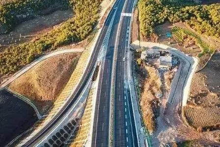 昭威高速公路最新動態(tài)，自然美景之旅的啟程之路